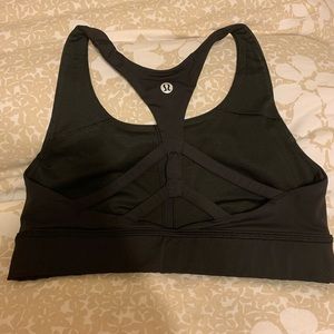 Lululemon Circuit Breaker Sports Bra (Size 6)